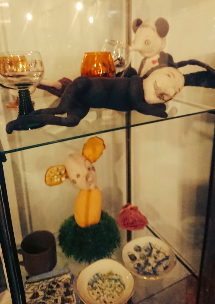 srkikaku01's tweet photo. 昨日は西小山のアイラフで美味しい飯とお酒
品川アーティスト展の皆様と
また行く
#ILAUGH https://t.co/UYgYsRcSu7