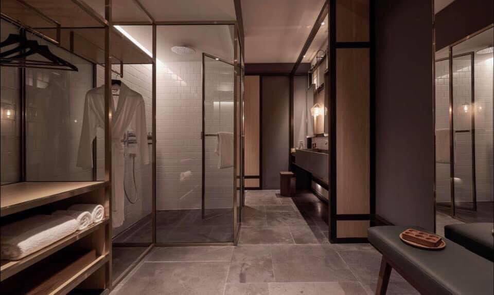 afeezvanilla's tweet photo. Kalau korang stay sini dah senang sangat sebab dekat dengan LRT. Jadi tak perlu susah-susah nak drive. Hotel selesa, view cantik, awimming pool view pun mengancam.

📍Alila Bangsar, Kuala Lumpur https://t.co/k2ddCvuDeJ