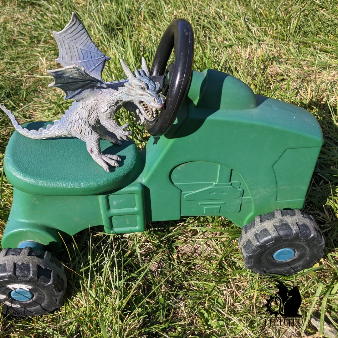 hlburkewriter's tweet photo. #TheodoreTheDragon found this #tinytractor https://t.co/esTJS7hFXJ