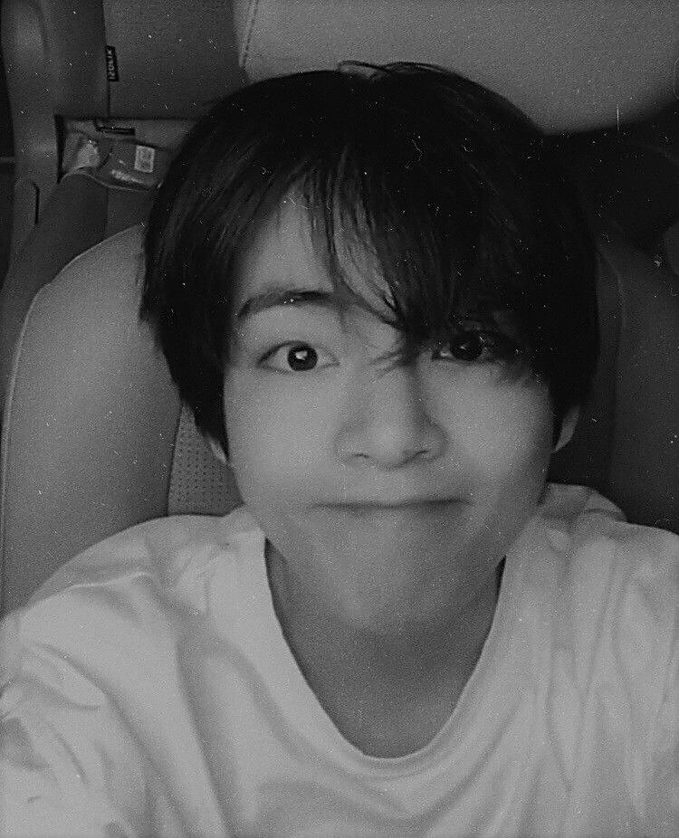 aesthetic_btskz's tweet photo. 🖤😇🤍

#BTSKZ #BTS #StrayKids 
#V #I_N 
@BTS_twt @Stray_Kids https://t.co/dJB9ERKcwz
