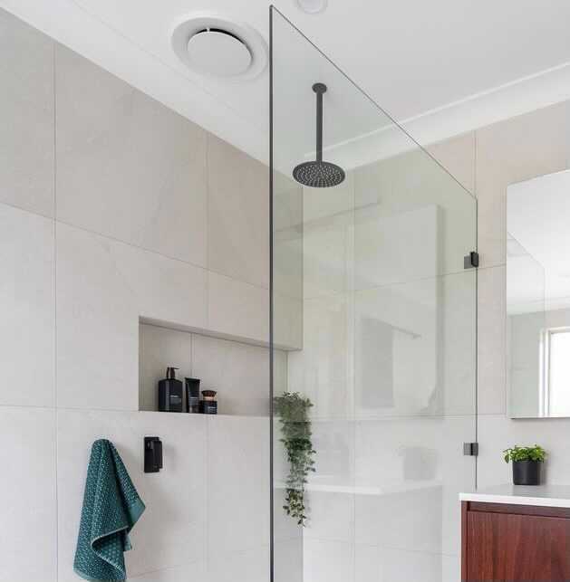 fantechtrade's tweet photo. ⏪ Throwback to this awesome bathroom reno by @actrenovations featuring the #FantechTrade Rapid Response Fan and Round Grille! 🤩

To see more of the Fantech Trade range visit: https://t.co/APHfnDjO0F https://t.co/KWSb0Temxq
