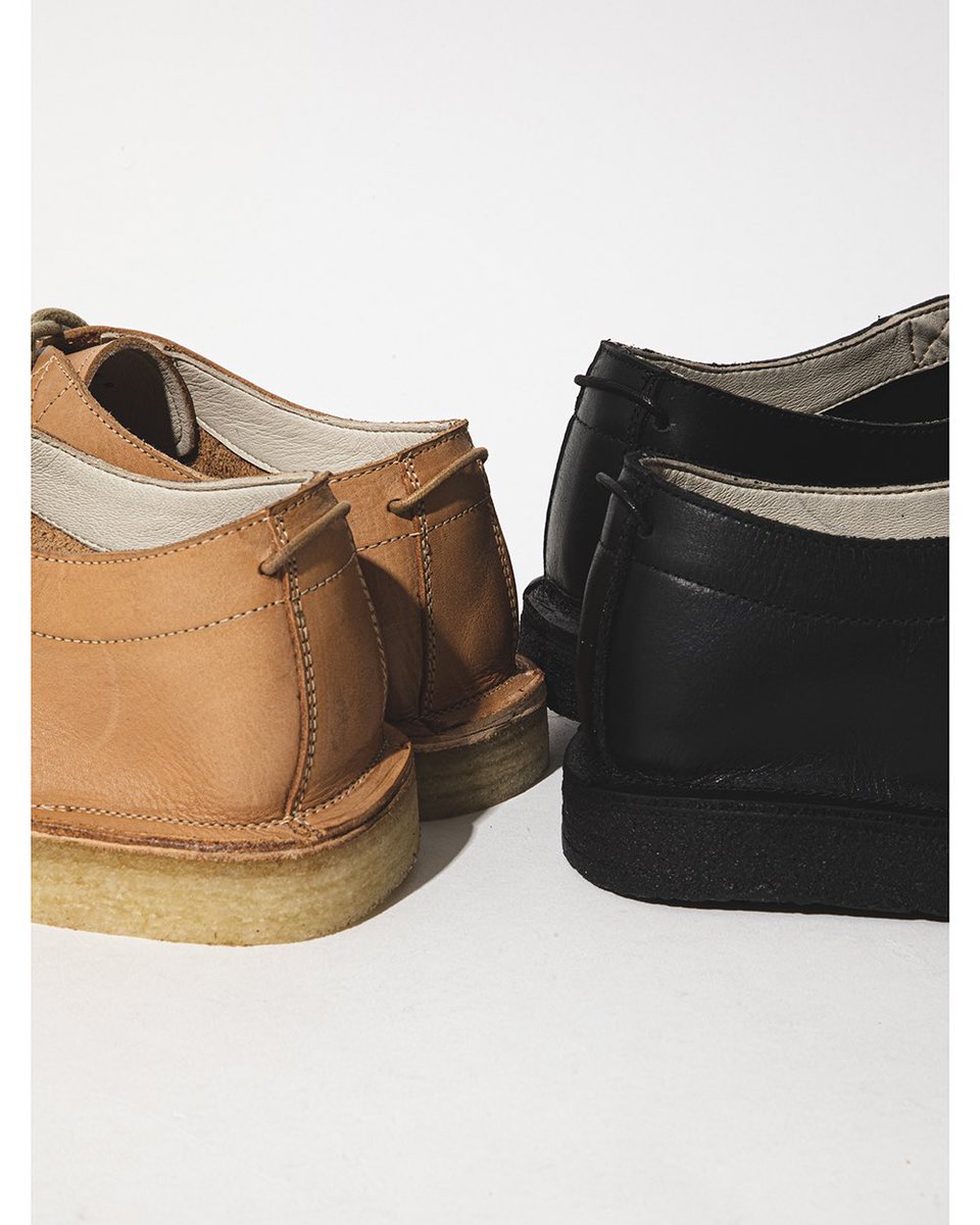 hoboOfficial's tweet photo. ⁡ARTISAN LACE UP SHOES OILED COW LEATHER
⁡
スリッポンとレザーシューズを掛け合わせたような丸みのあるデザインが特徴のレースアップシューズ。踵を踏んでサンダルのようにリ��ックスした履き方も可能です👞
⁡
https://t.co/uTxQWG86t4
⁡
#hobo #thathobo https://t.co/fguKAp5DRt