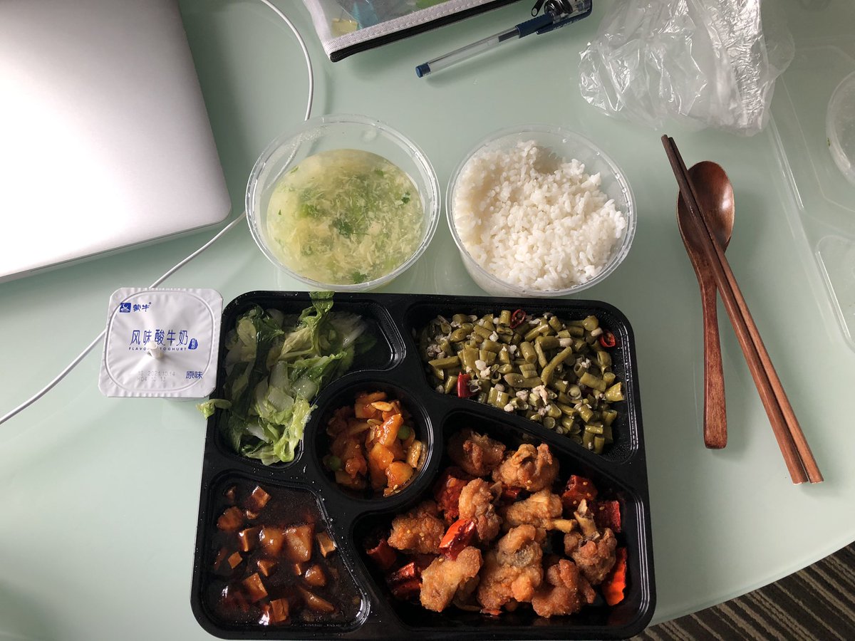 ShiyiStyst5's tweet photo. Haven’t seen so many kinds of leafy vegetable for two years in the UK. Now I’m back to China and in isolation in Shanghai, the meals provided in the hotel were so great! 
Exited to see and taste familiar veg and food that I grew up with. 
- Isolation Day 2 https://t.co/RSEd9X1S1H