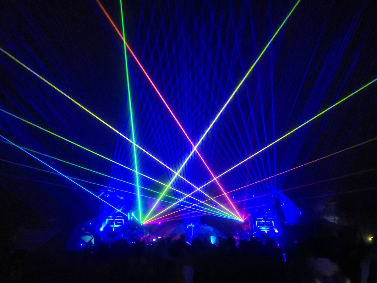 Ldeepofficial's tweet photo. MichealFLY <L...deep>
Laser system
.
at Re:birth 2021 SUN STAGE
.
@tokion17
@comer4420 / @laserfly420
@rebirthfes
@ldeep_official
.
.
.
#michealfly
#laser
#lighting
#rebirth2021
#ldeep
#blacktears https://t.co/KrOLMcTeZh