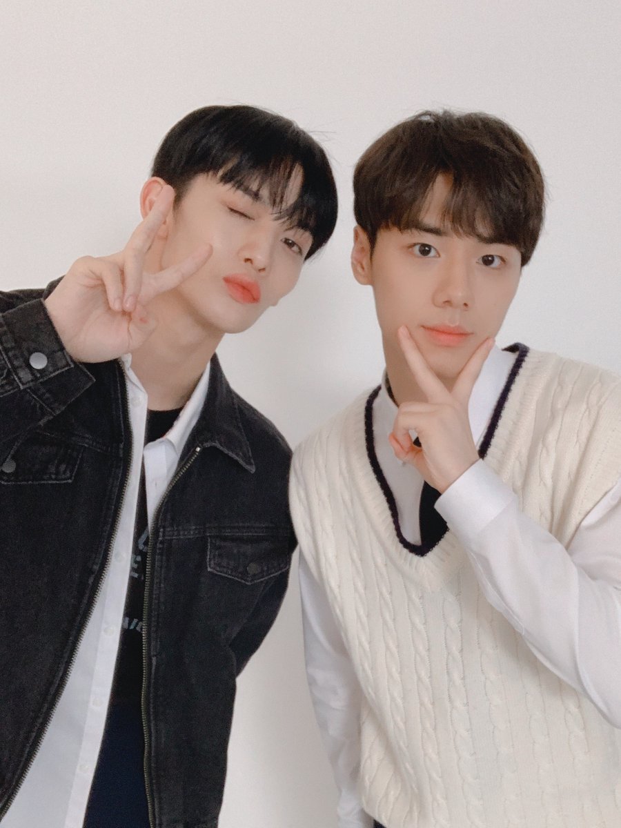 koktv_official's tweet photo. 💕✌이준혜준✌💕
🔗https://t.co/nBEN4bVRJh

#계정을삭제하였습니다 #UserNotFound #배진영  #안세민 #CIX #baejinyoung #Kdrama #korean #webseries #콬TV https://t.co/MVGvroP8sF