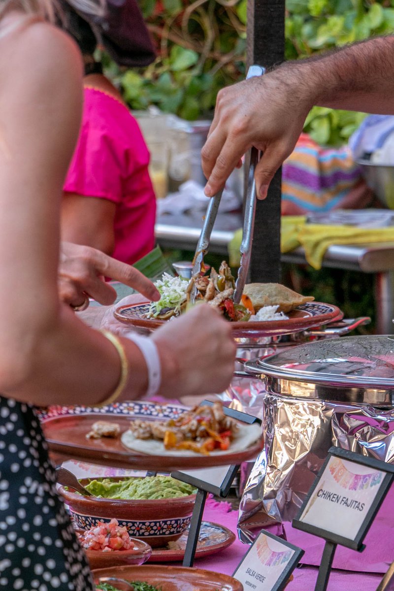 rest_los3gallos's tweet photo. Treat your guests to a tasty journey thru Mexico with our traditional Mexican kermesses.
Planner #uniquecabowedding
Contact us for more information.
#lostresgallos #mexicankermesse #mexicanfood #loscabos #travelmexico #mexicanbuffet #cabomexico #caboevents #cabowedding https://t.co/YMy1Zy2QJJ