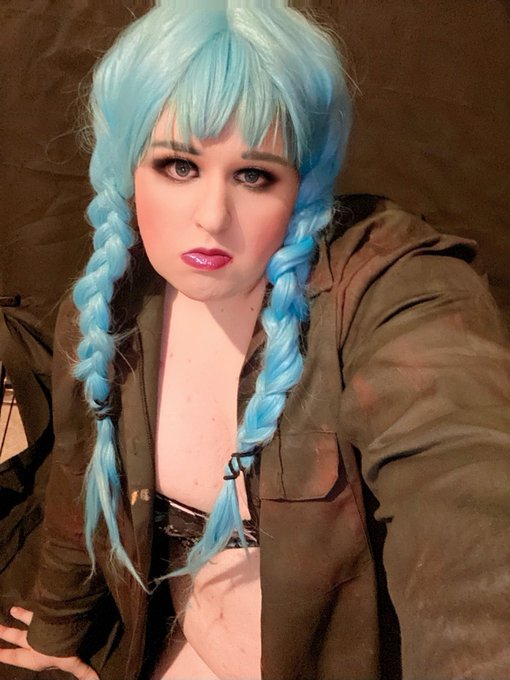 Working some Halloween shoot https://t.co/5gQxCFYG9W