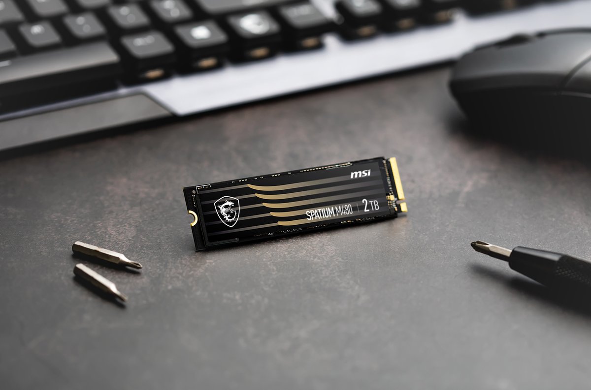 msicomputerjp's tweet image. SPATIUMをお持ちの方いらっしゃいませんか？

#MSI
#MSIssd 
#SPATIUM 
#M480