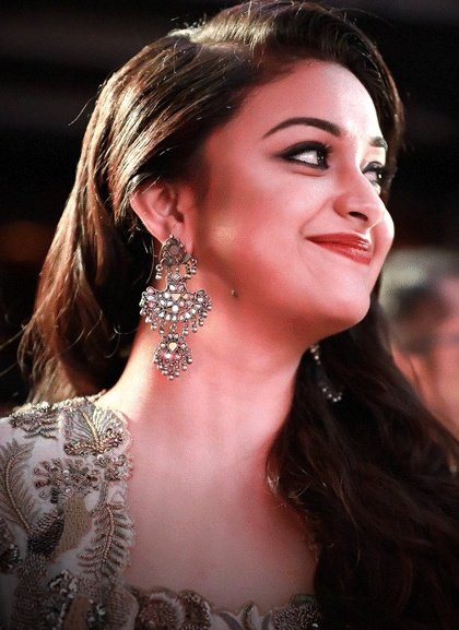 keerthana_ks6's tweet photo. Ruler of my heart💕 💘😚
@KeerthyOfficial 
#keerthiSuresh 
#lub #kittyyy https://t.co/14tABah6By