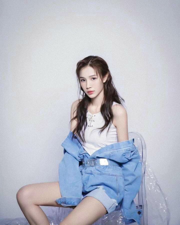 yiweifiles's tweet photo. [shaking screaming crying] #ZhangNan https://t.co/JysPb6SJku