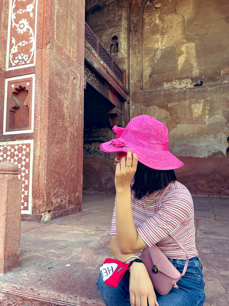 meeSheenagautam's tweet photo. कुछ नज़ारे उत्तर प्रदेश के 🕌

#Agra #TajMahal #Redfortagra 
#Fatehpursikri  #UttarPradesh https://t.co/wDjnZztYRr