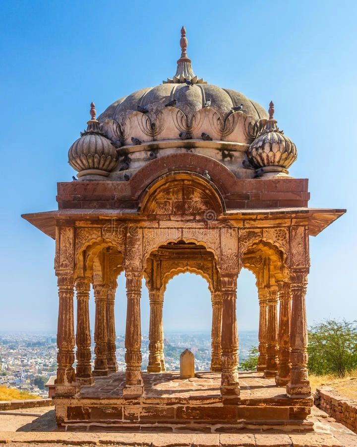 yudh1965's tweet photo. Symbolic snakehead on every religious architectural spiritual establishment shows that during earlier times only Naag community Rules whole Indian Subcontinent, https://t.co/TFaRPiHgDY
