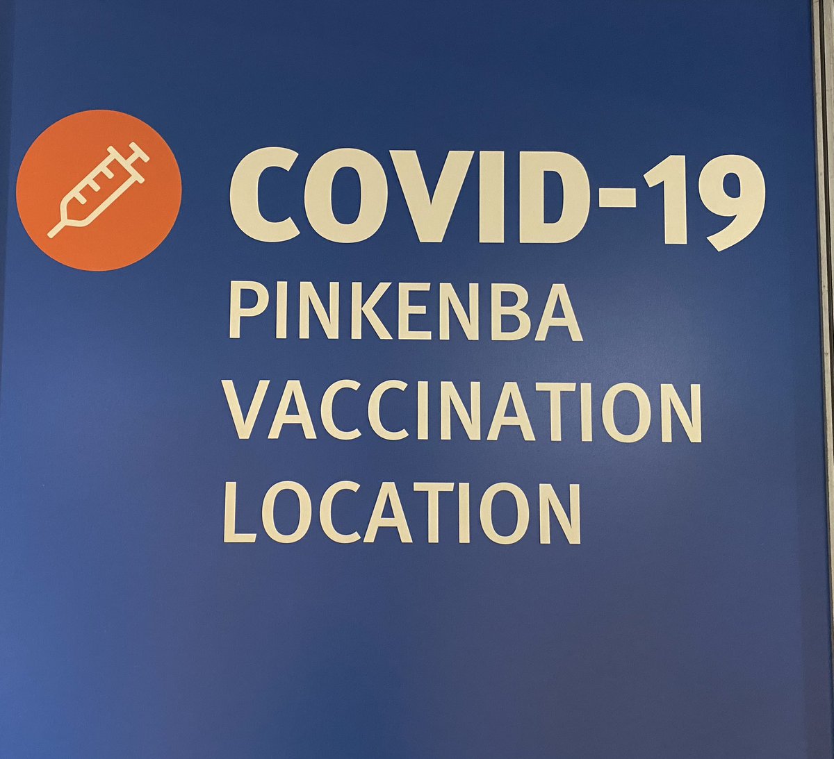 SarahRippin's tweet photo. @AnnastaciaMP @qldhealthnews @abcbrisbane #CovidVaccine booking website bug needs addressing: no availability showing for many weeks. Waiting on my own earlier at Pinkenba Cruise Terminal after my second #Pfizer jab https://t.co/wQpTpVvPvQ