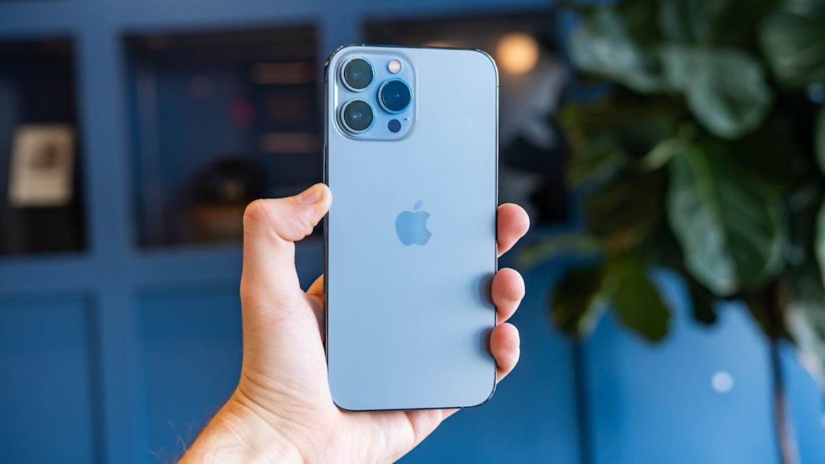 LinkdoodAsia's tweet photo. iPhone 13 Pro Hacked: Hackers Successfully Break iOS 15.0.2 Security. The phone was hacked via remote code execution on Safari web browser in just 15 seconds
https://t.co/97se9YSWxG
#cybersecurity #databreach #infosec #tech #encryption #hacked #leaked #privacy #security #china https://t.co/W5C5zw53Ti