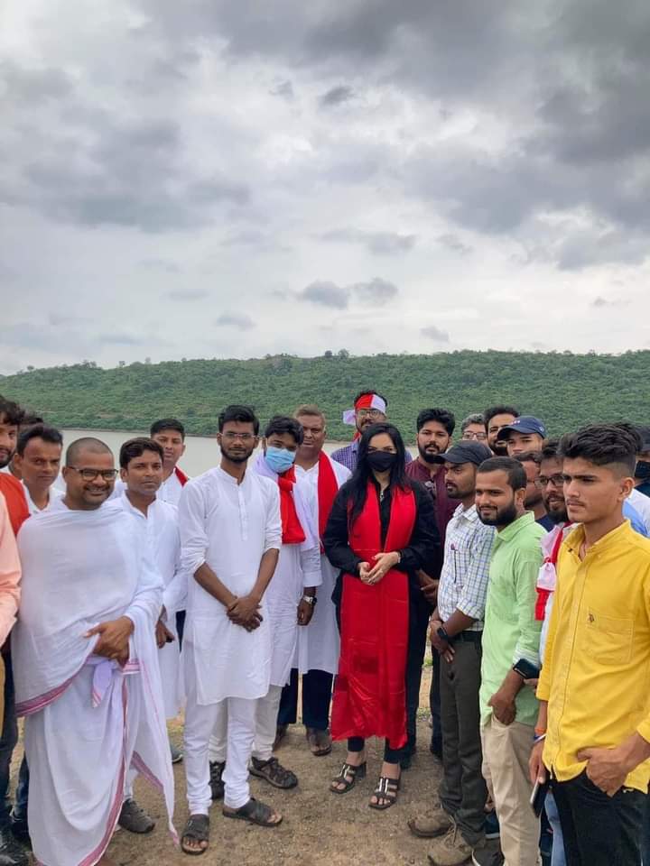 maneeshsriv's tweet photo. तारापुर बिहार से प्लूरल्स पार्टी में अपना कैंडिडेट घोषित किया है और प्रचार प्रसार में कार्यकर्ता पूरी तरह से लग गए है । इनमे से खोजिए इलेक्शन कौन लड़ने वाला है । @pushpampc13 https://t.co/7HSaxzq5bX