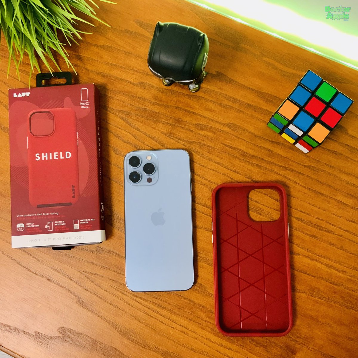 doctorappleita's tweet photo. Shield di Laut: cover ultra protettiva per iPhone, realizzata con un doppio strato di PVC, che restituisce una finitura particolare e un ottimo grip. Resistente a cadute fino a 4 metri.
.
.
#LiveOutLAUT #LAUTStyle #LAUTPartner #coveriphone #iphonecase #laut #apple #cover https://t.co/iRBSRKQLqA