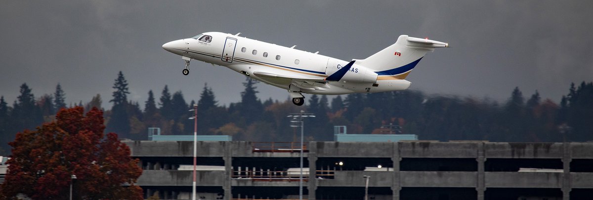 Kent_YVR's tweet image. Sweet ride 😎 @AirSprint @embraer #Praetor500 / #Legacy450 departure @yvrairport for YWG. #yvrspotters #avgeek #luxury #travel #BizJet