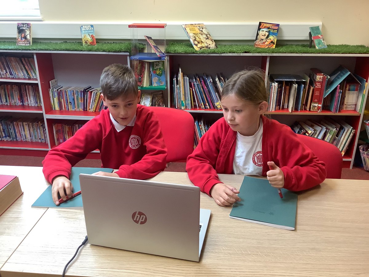 LordsgateCE's tweet photo. Our two new representatives on the West Lancashire Sports Partnership Sports Council loved their first council meeting. This year they will support our school to develop sports activities as well as building up to the 2022 Commonwealth Games in Birmingham. #lordsgatepe https://t.co/0ERynnuvOI