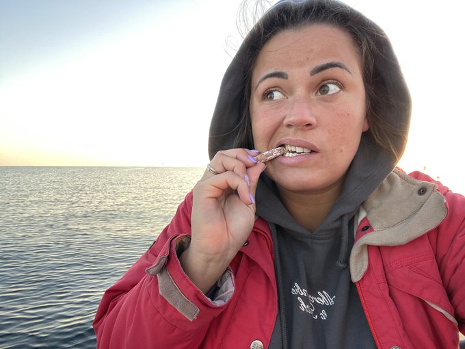 Bon bah&hellip; c&rsquo;est l&rsquo;heure de l&rsquo;ap&eacute;ro non ?  En attendant la bonite 🤣 https://t.co/xuKV8C0Wf8<a href="/tag/france"class="tags"><span>#france</span></a><a href="/tag/dreads"class="tags"><span>#dreads</span></a><a href="/tag/dreadlocks"class="tags"><span>#dreadlocks</span></a><a href="/tag/dreadlocksgirl"class="tags"><span>#dreadlocksgirl</span></a>