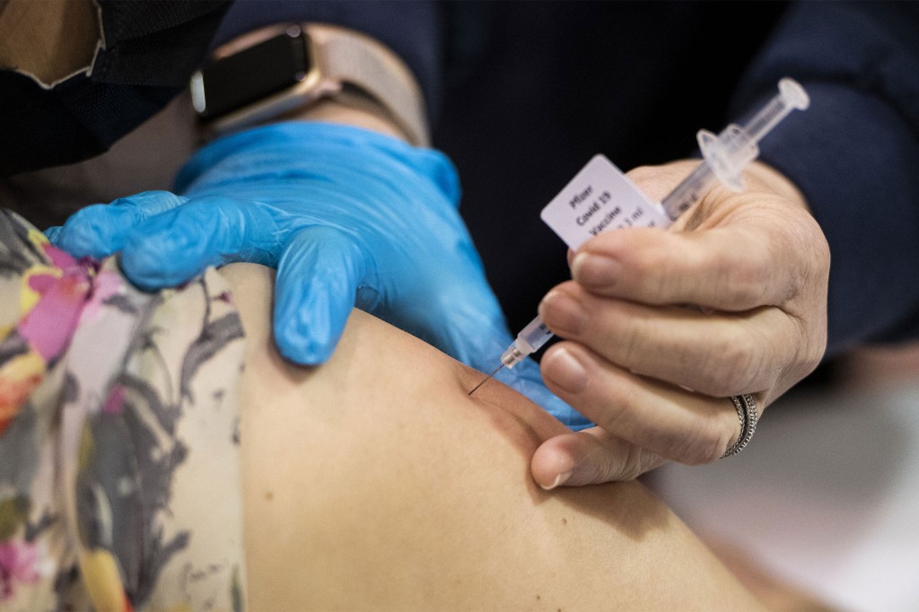 nypost's tweet photo. NJ hospital system fires 118 employees for not getting COVID vaccine https://t.co/g8Pieiy9Dp https://t.co/xdP99QawuX