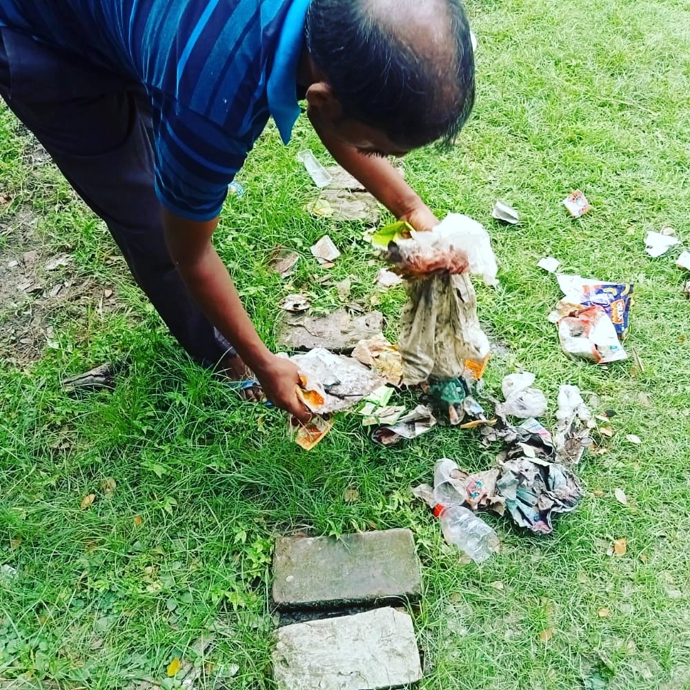 DiamondMyBharat's tweet photo. Cleanliness is the only solution to stay away from diseases.

#CleanIndia
#SwachhaBharat
#AzadiKaAmritMahotsav
#CleanIndia #swachbharat #cleanindiamission #garbage #noplasticwaste #noplastic #removeplastic https://t.co/LFfCqw99W2