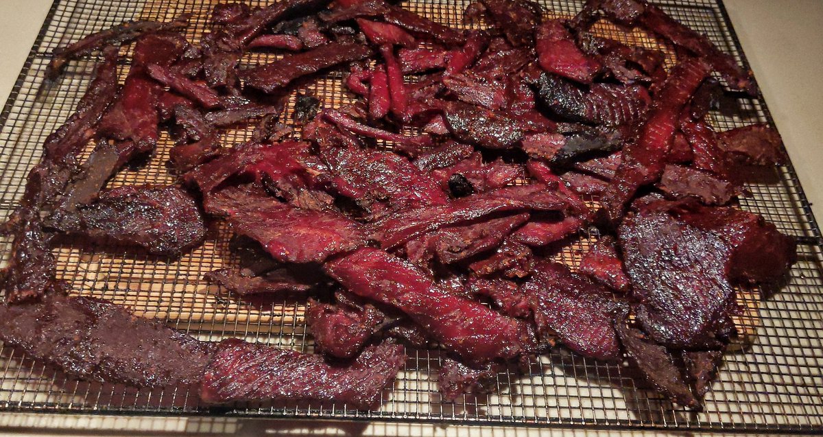 Taking a break from nfts to drink a bit of booze and make some jerky!!!

#encaustic #NFT #NFTCommunity #Bourbon #mythical #meat