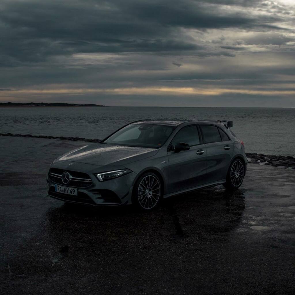 RicciSpeckels's tweet photo. Ich sehe etwas was du nicht siehst… #ichsehewaswasdunichtsiehst #a35amg #supercars ##automotive #mercedesbenz #mbsocialcar #instareels mbfamily #mbfriends #friendsofbenz #mbfans @mercedesbenz @mercedesbenz_de @mercedesamg #profoto #profotob1x #fotografenleben #autoshooting #… https://t.co/AGHpv66cim