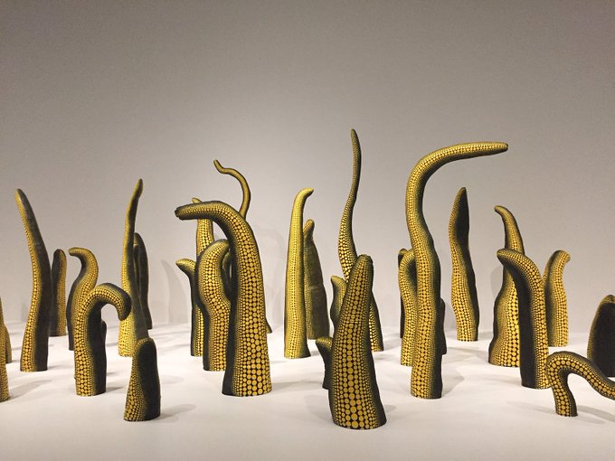 womensart1's tweet photo. Japanese artist Yayoi Kusama, Life (Repetitive Vision), 1998 #womensart https://t.co/aOO9xZCVg2
