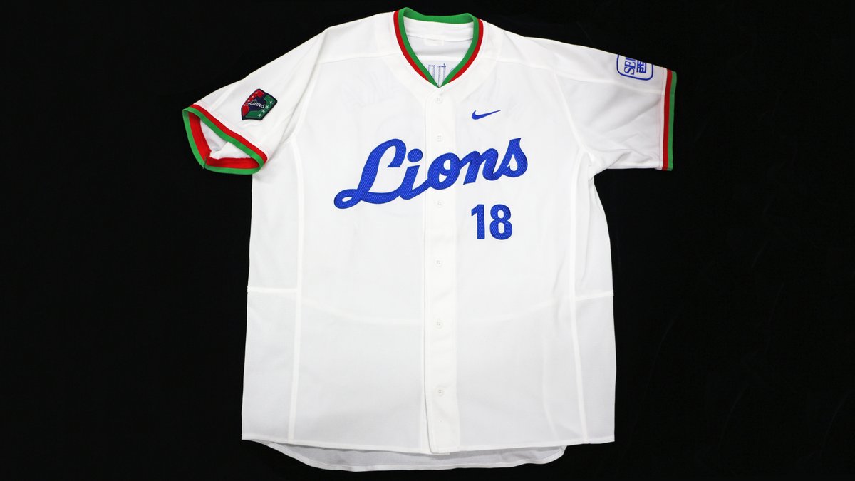 こちらは #松坂大輔 投手がMVPを獲得した、2009年 #WBC の使用スパイク