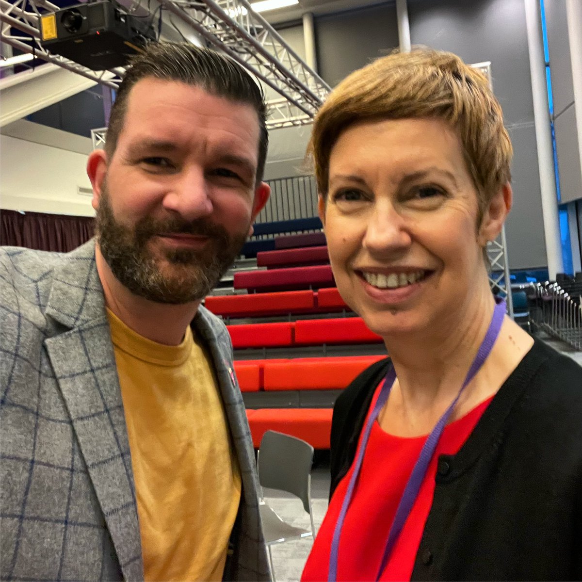 martyncjames1's tweet photo. It’s only that Sarah Pennells! We are back together again for one night (morning) only on Rip Off Britain today at 9:15. Don’t miss it! #RipOffBritain #resolvercouk @Sarah_Pennells https://t.co/zGrPG7mSfm
