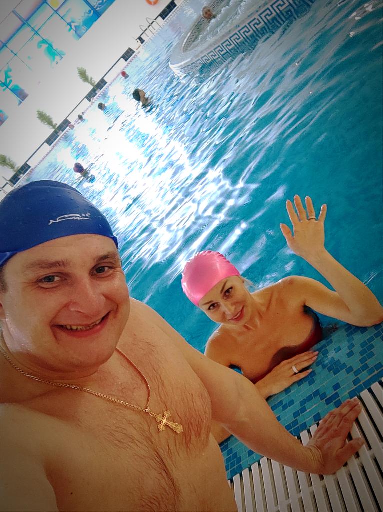 nosonov87's tweet photo. Когда тепло уже закончилось, а желание искупаться ну прям О-О-ооочень сильное, то к нам с любимой на помощь приходит бассейн

Хочется оставить такие моменты в памяти навсегда! Еще один замечательный день в копилку моей жизни

До цели: 319 дня
#Носонов87
#ВосточноеИзмайлово
#ВАО https://t.co/Ag597opO07