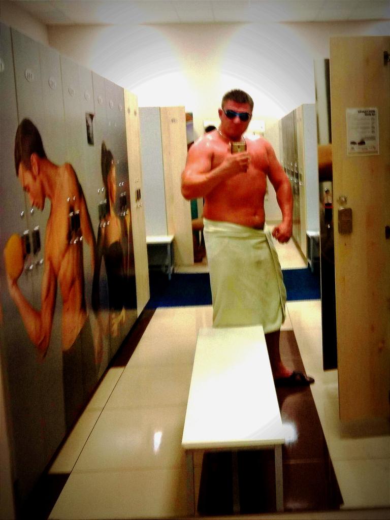 nosonov87's tweet photo. Когда тепло уже закончилось, а желание искупаться ну прям О-О-ооочень сильное, то к нам с любимой на помощь приходит бассейн

Хочется оставить такие моменты в памяти навсегда! Еще один замечательный день в копилку моей жизни

До цели: 319 дня
#Носонов87
#ВосточноеИзмайлово
#ВАО https://t.co/Ag597opO07