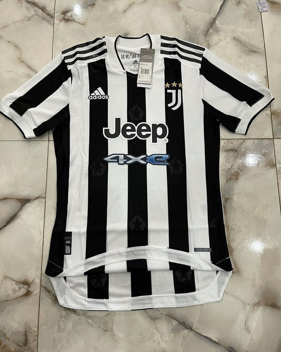 Thebolajii's tweet photo. @NaijaPidgin_ Buy jersey
#Godgodoam https://t.co/GAw4pt0wMC