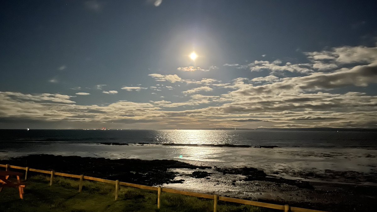 Last night on the Cromarty Firth #moonshot