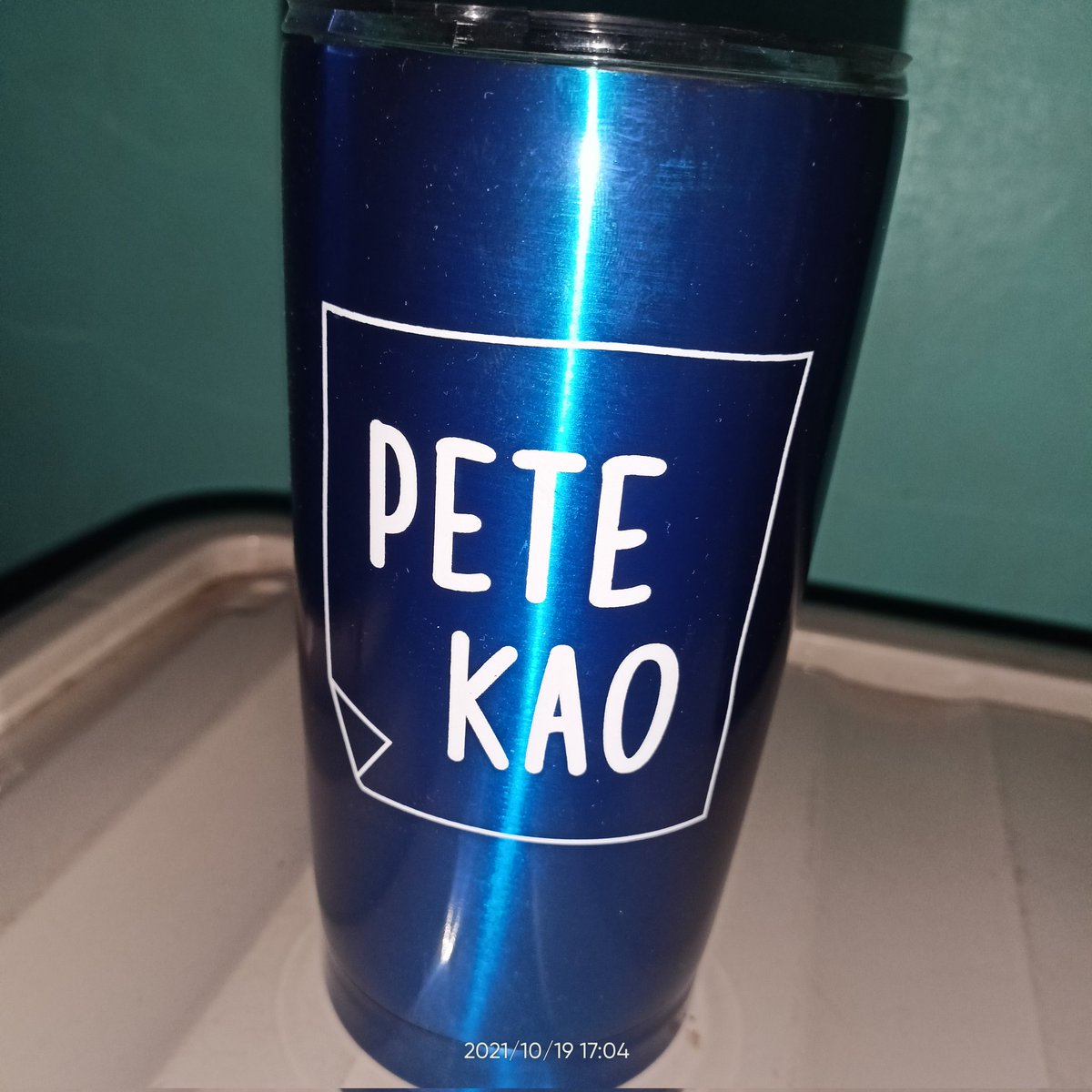 Lilly_happy5's tweet photo. ✨Official PateKao Tumbler 

✨Wala na po syang box and bag nawala po nung nagka sunog sa amin
✨Bilhin ninyo na po please
    1,700 ko sya nabili 1,500 ko na
    Lang ibebenta 

✨MOP - Gcash
✨Deliver - j&amp;t,lalamove and grab https://t.co/4tDCJK5KNQ