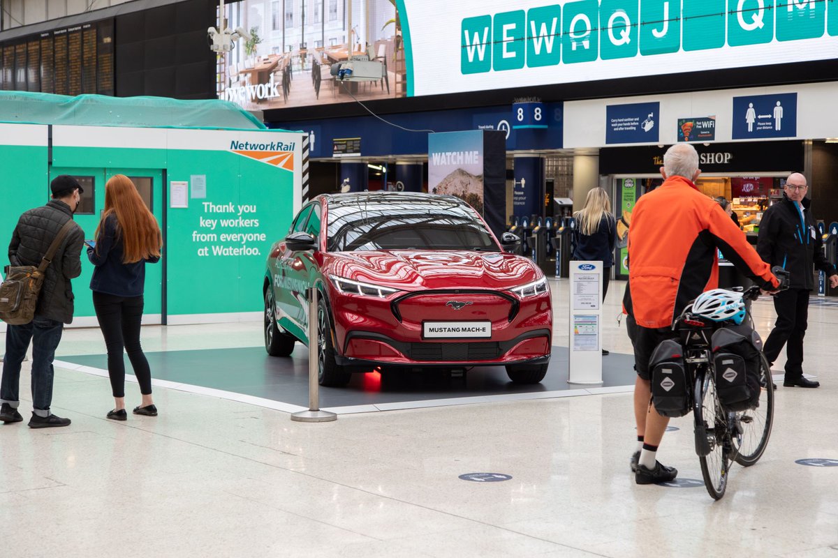 SpaceandPeople's tweet photo. Commuters in @LondonWaterloo station recently had the opportunity to see the new @forduk Mustang Mach-E – an experiential placement which was part of a larger Out Of Home campaign!
#spacespecialists #experientialmarketing #ford #carpromotion #waterloostation #trainstation https://t.co/kvzpKRfpb5