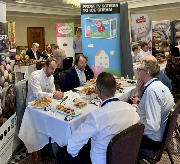 Caterforce tweet media