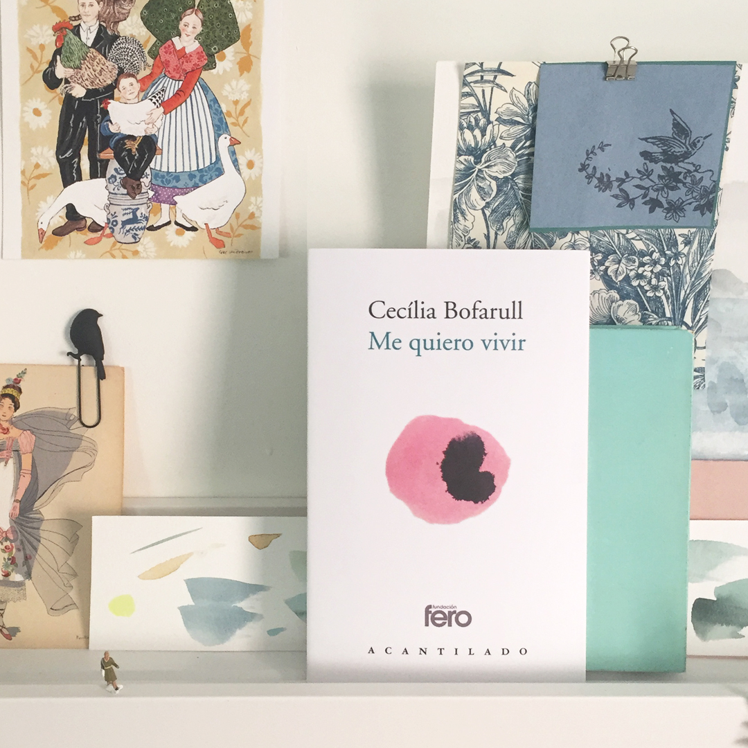 Hoy, #DíaMundialdelCáncerdeMama, hace dos años que «Me quiero vivir» de @ceciliabofarull llegó a las librerías. Un diario rebosante de emociones que es todo un relato de exploración y descubrimiento a través de la imagen y la palabra.

ℹ️acantilado.es/catalogo/me-qu…