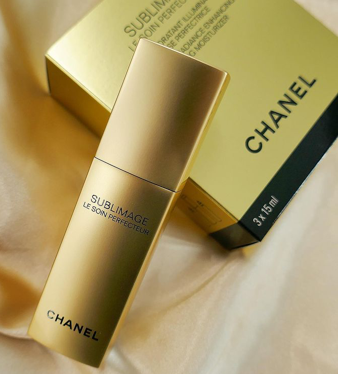 美的 S Tweet シャネルコスメ 秋コスメ21 サブリマージュ ル ソワン ペルフェクトゥール 毛穴の目立たないなめらかで均一な肌に 日中のメイクの上からもオンできます デコルテにもおすすめ シャネル 新作コスメ21 欲しいと思ったらrt