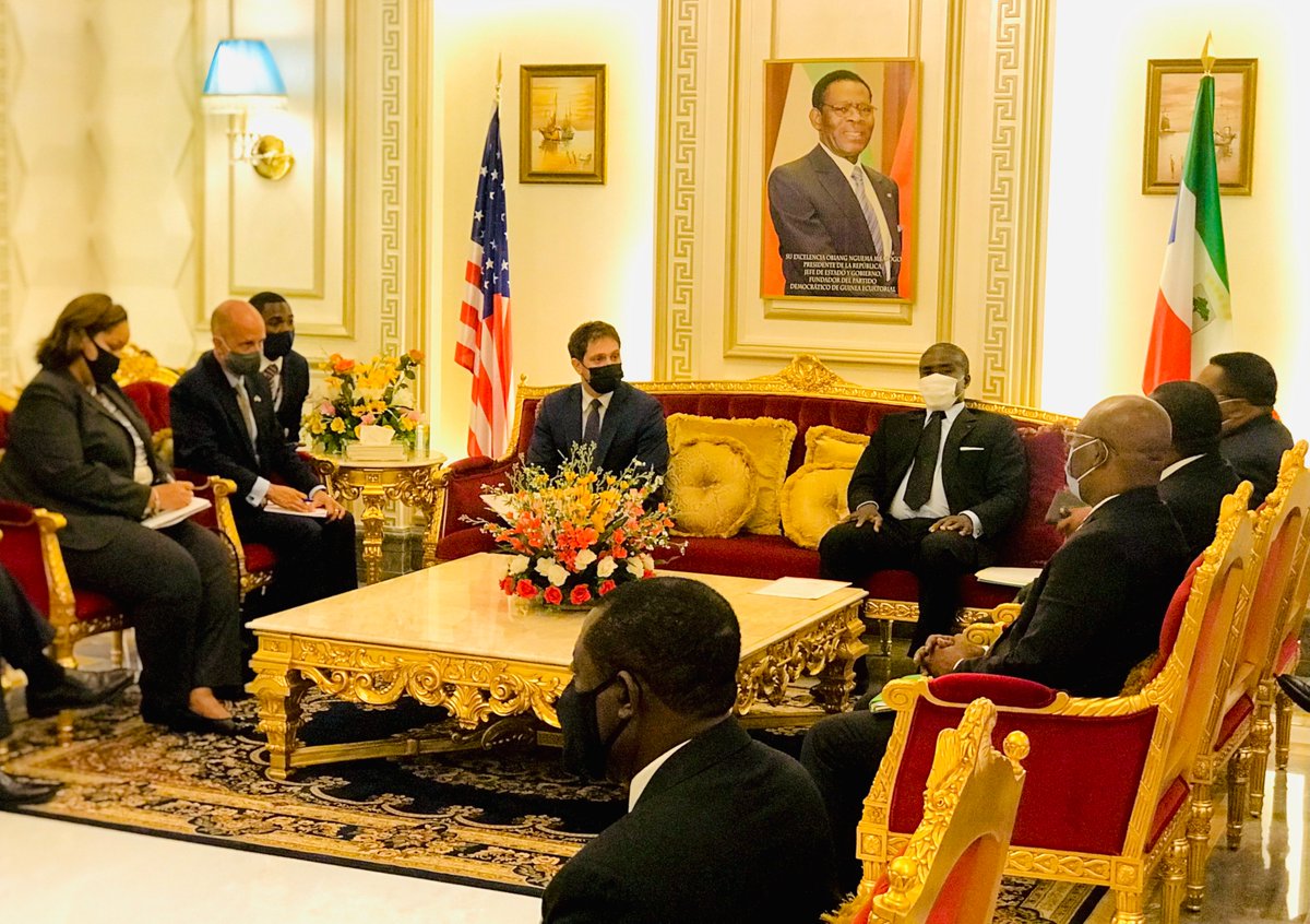 Durante el encuentro que he mantenido con la Delegación Americana, hemos abordado cuestiones tendentes a reforzar las estrategias del gobierno Ecuatoguineano en la lucha contra la piratería marítima en el Golfo de Guinea