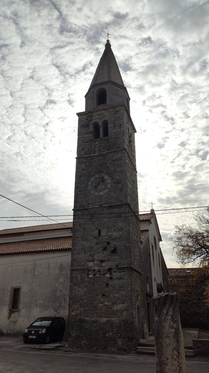 s_moskov's tweet photo. Crkva sv. Bartola.
#Roč #Rozzo #istra https://t.co/GaTajyi9rY
