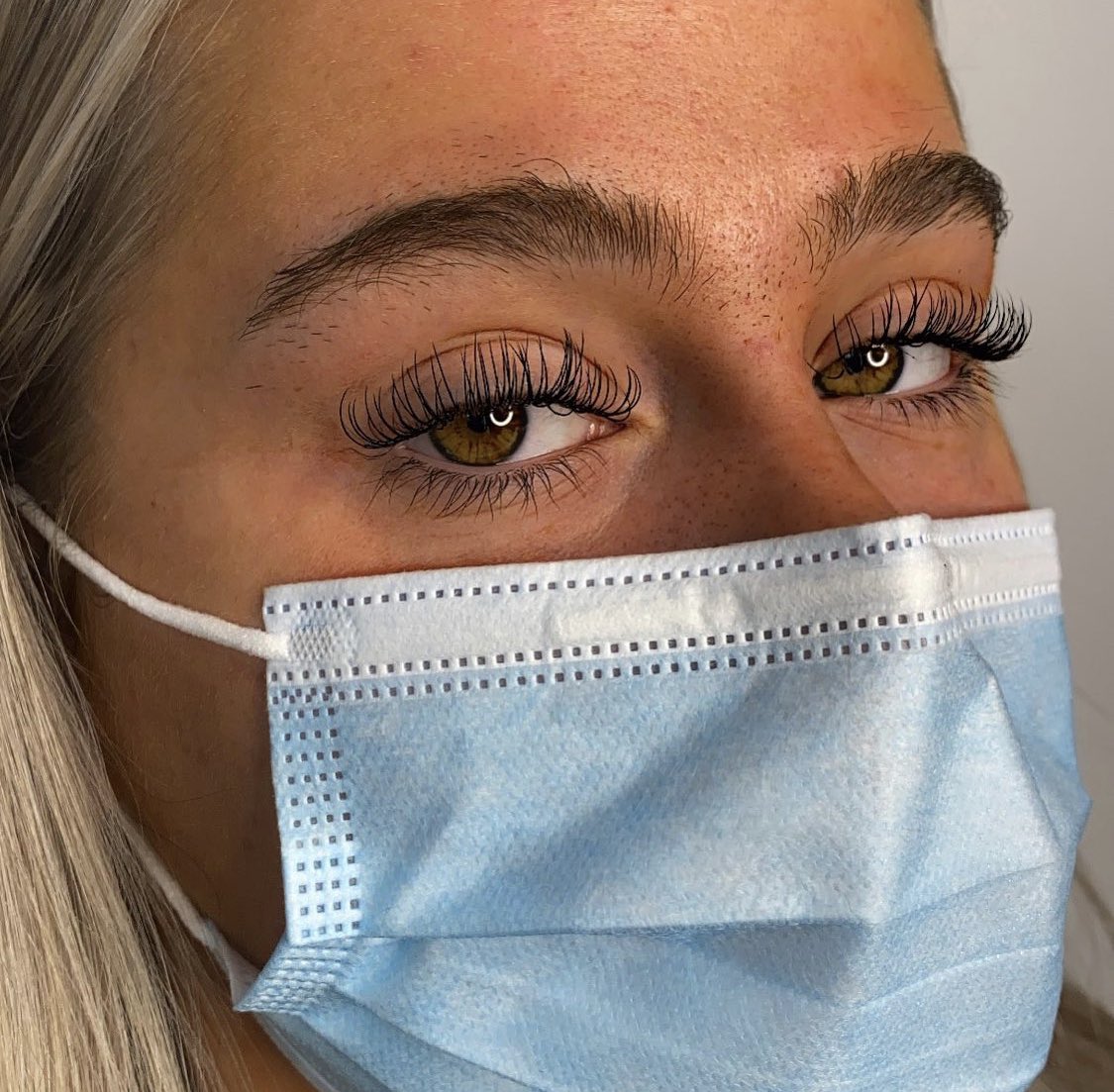 megananderson1x's tweet photo. Self promo! Alloa based lash tech &amp; educator - Pretty Little Lashes By Megan 🦋.. classics, hybrids &amp; russian lashes - tues, thurs, fri evenings &amp; sat mornings x https://t.co/BX3yqGrgvd