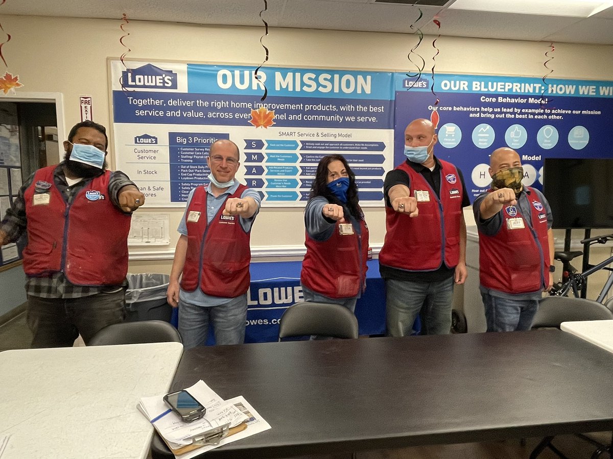 Peter Conway (@conway1189) on Twitter photo Bling all around for the Medford team. Well deserved. <a href="/Legler1363/">Randall Legler</a> <a href="/l_abbatecola/">Laura Abbatecola</a> <a href="/cag315/">colleen gee</a> <a href="/feil_james/">James Feil</a> <a href="/milanojames22/">James Milano</a> @Deana_TAP @SharmaDMIS <a href="/ccristales/">carlos</a> Bling all around for the Medford team. Well deserved. <a href="/Legler1363/">Randall Legler</a> <a href="/l_abbatecola/">Laura Abbatecola</a> <a href="/cag315/">colleen gee</a> <a href="/feil_james/">James Feil</a> <a href="/milanojames22/">James Milano</a> @Deana_TAP @SharmaDMIS <a href="/ccristales/">carlos</a>