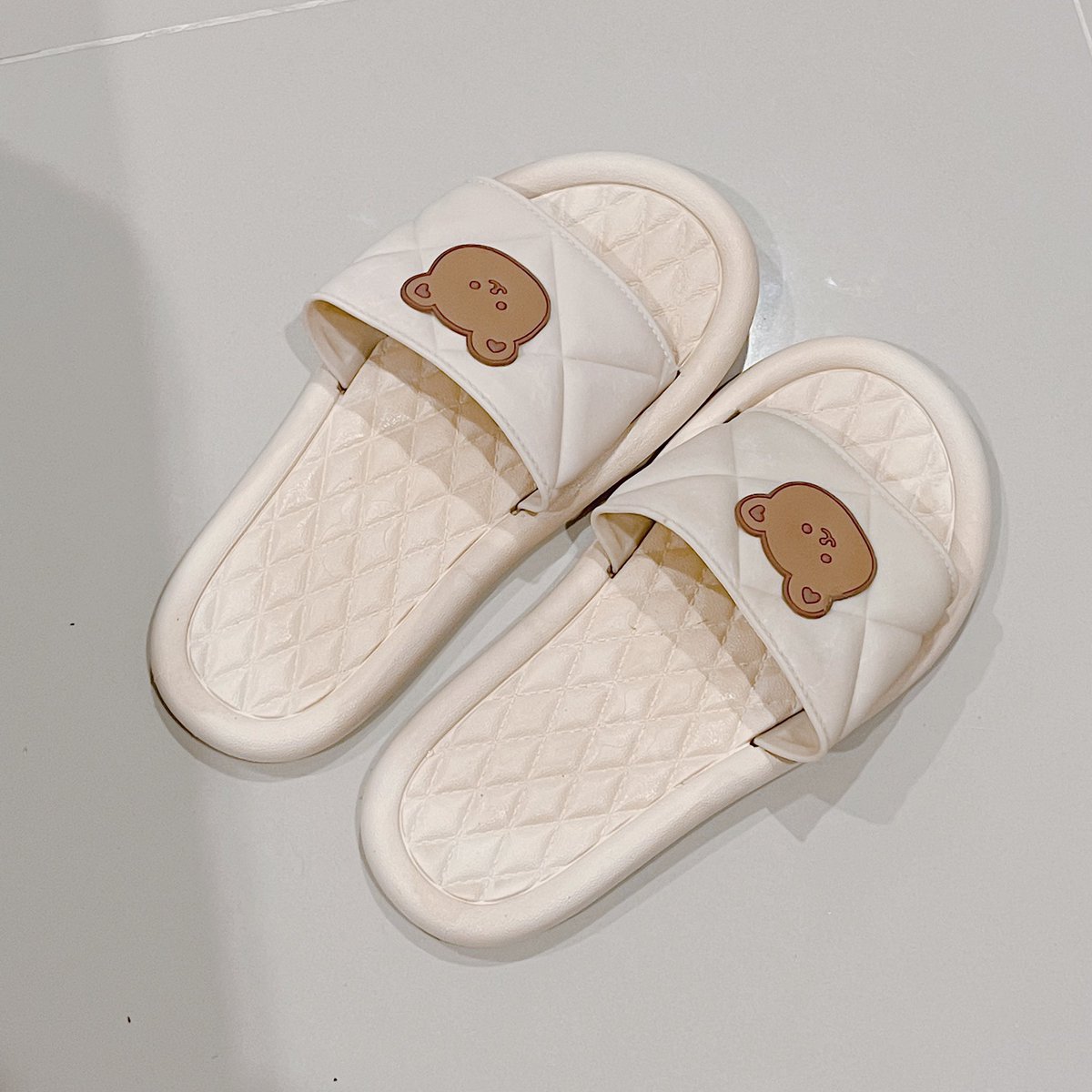 Gopgapreview's tweet photo. สรรหาซื้ออีกแล้วจ้า รองเท้าน้องกมีน่ารักมาก
เกาหลีโคตรรร น้องน่ารักจริงๆ เอาไว้ใส่เล่นก็ได้  ฮือ น่ารักจนใจเจ็บ คู่ละ 50กว่าบาท กับ80กว่าบาท https://t.co/8GHhuSCCRk