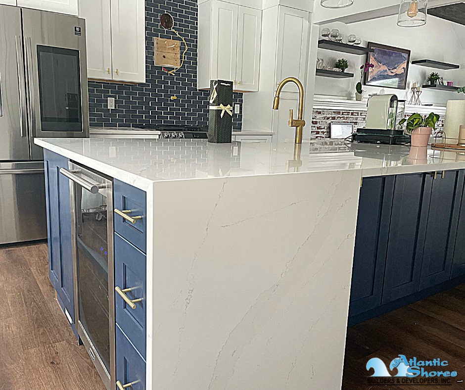 atlanticsbdinc's tweet photo. Take a look at this renovated kitchen we did in NorthPort, NY to have design ideas to try for a functional and elegant kitchen. If you need help in making your dream kitchen design, just contact Atlantic Shores Builders and Developers at 631-754-0023 or DM us on Facebook or Insta https://t.co/O9yulkZGBz