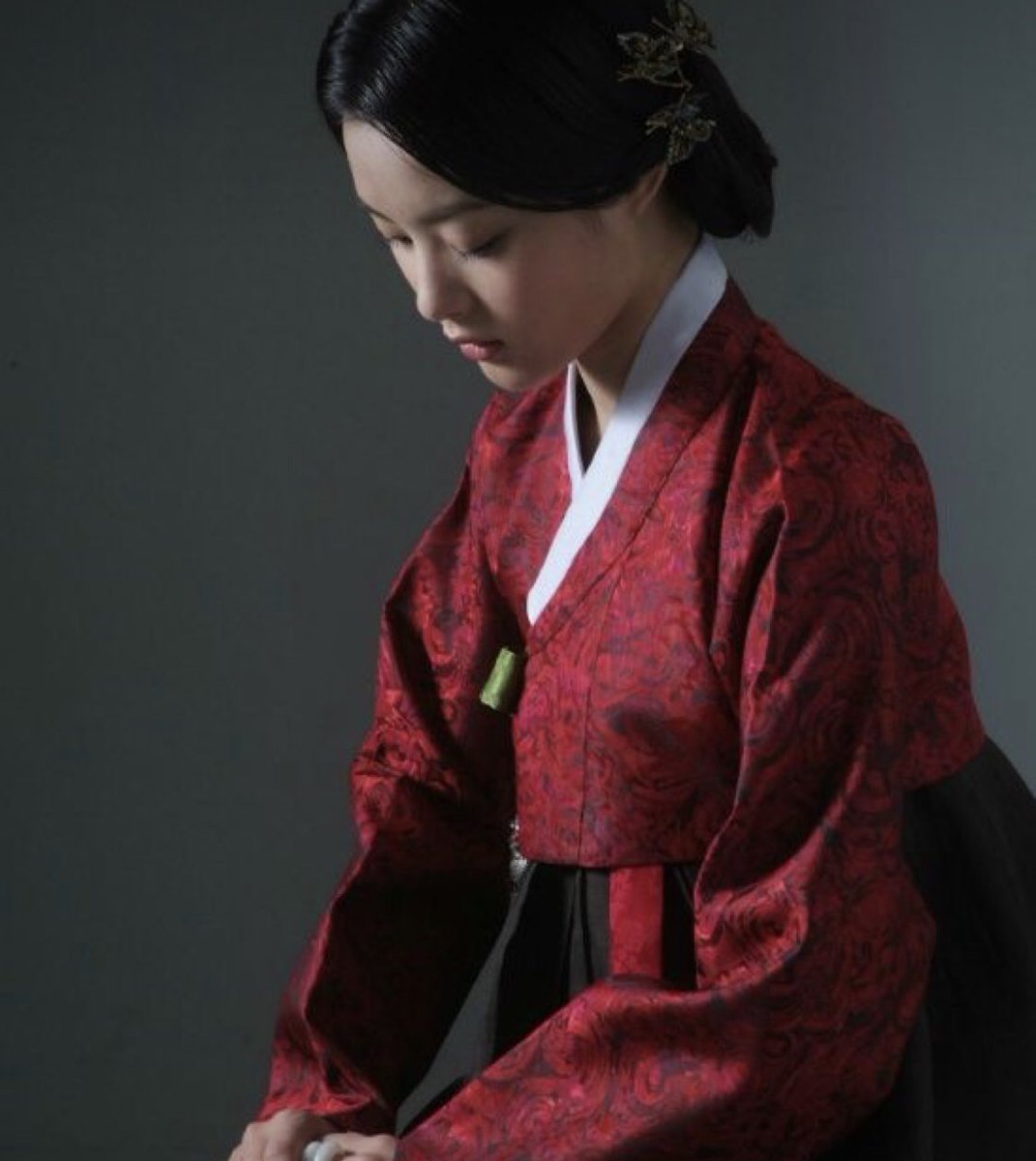 ⠀⠀⠀⠀ ⠀⠀⠀⠀

⠀⠀    ⠀“𝐵𝑒 𝐵𝑟𝑎𝑣𝑒 𝑎𝑛𝑑 𝑇𝑜𝑙𝑒𝑟𝑎𝑛𝑡 𝐿𝑖𝑘𝑒 𝑎 𝑡𝑟𝑢𝑒 𝐿𝑒𝑎𝑑𝑒𝑟” 

               #𝐑𝐎𝐘𝐀𝐋𝐓𝐘𝐓𝐃𝐒 ♕
                   ☞︎  --------   ☜︎

⠀⠀⠀⠀ ⠀⠀⠀⠀