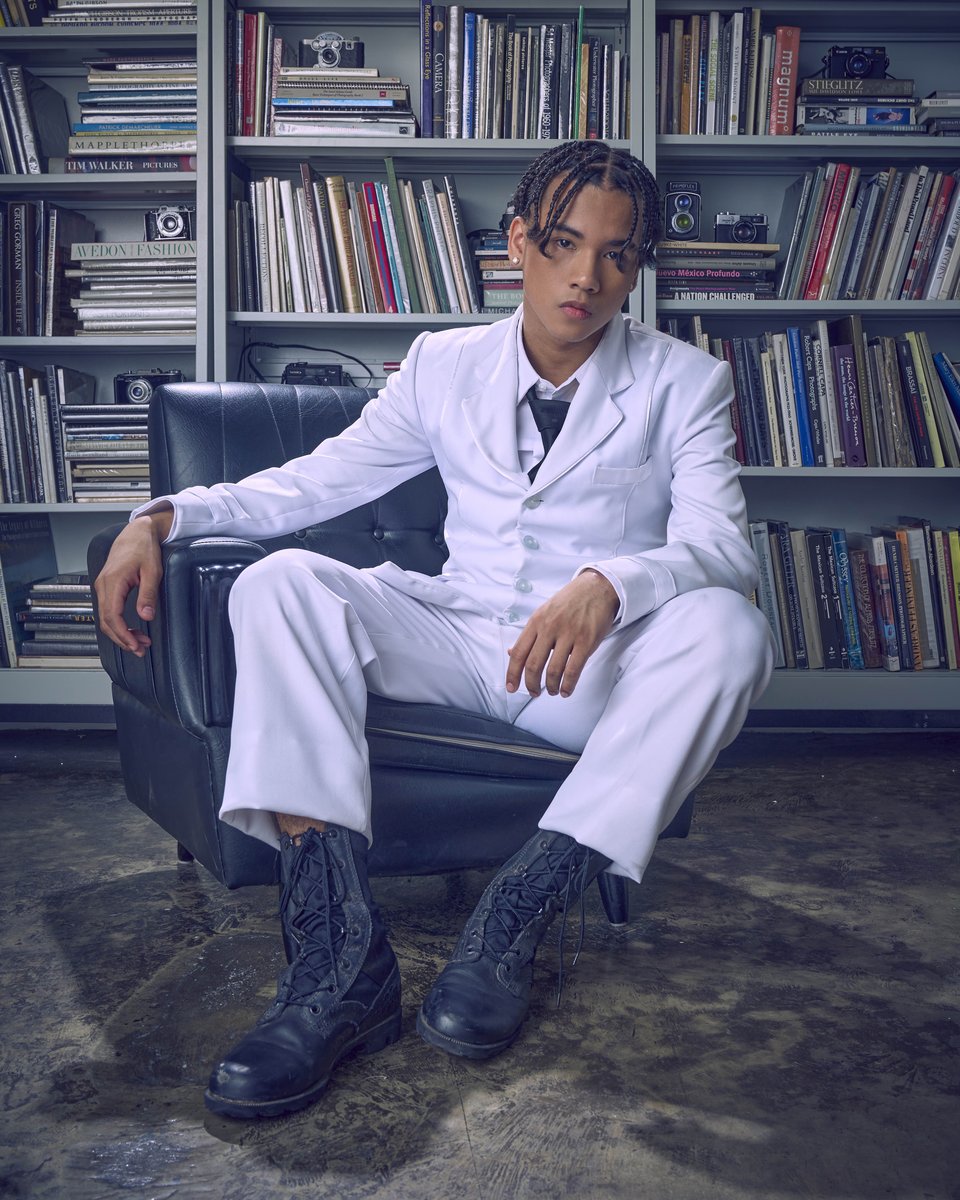 Official_ALAMAT's tweet photo. 📸
#Alamat’s porque concept photo series
<ILUSTRADO set>
MO

Stylist: Jemi Nicdao
Photography: Niko Francisco
Makeup: Sharms de Castro
Hair Stylist: Ashley Manjares, Althea Light
Asst Stylist: Jeff Hapin

#porqueILUSTRADO
#ALAMATporque2DAYS
#ALAMAT_Mo https://t.co/7Tlnr47rZv