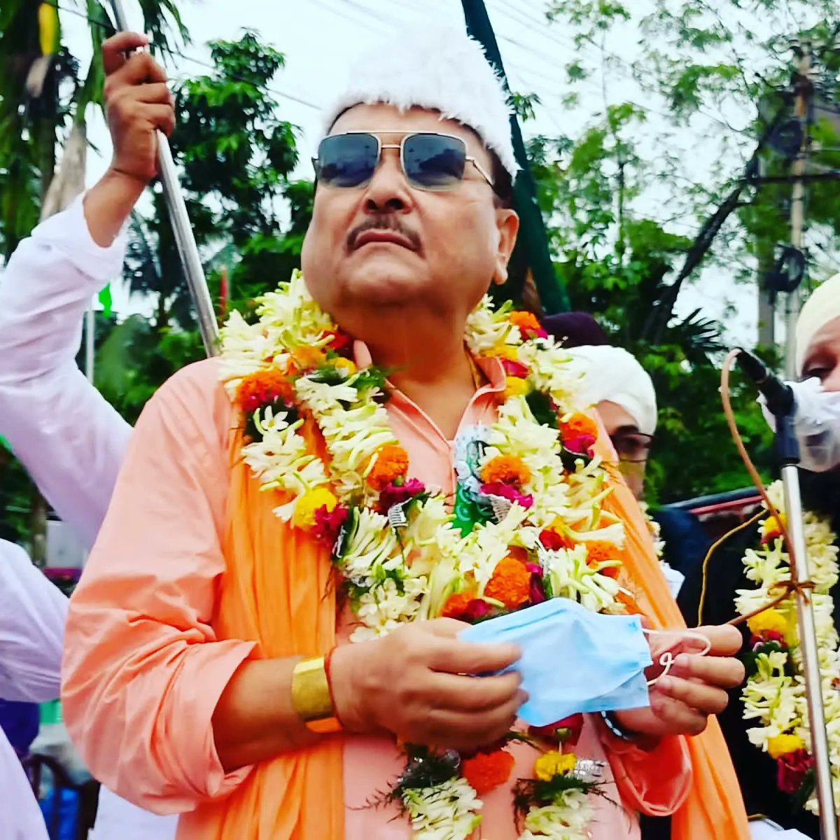 madanmitraoff's tweet image. সকল ভাই ও বোনেদের জানাই নবী দিবসের শুভেচ্ছা। সকলের জীবন হয়ে উঠুক শান্তিময় এবং আনন্দমুখর। বিশ্ব-ভাতৃত্ব ও সৌহার্দ্যের আবহে আরও সমৃদ্ধ হয়ে উঠুক আগামীর দিনগুলি।
#mmpicture #mmphotography