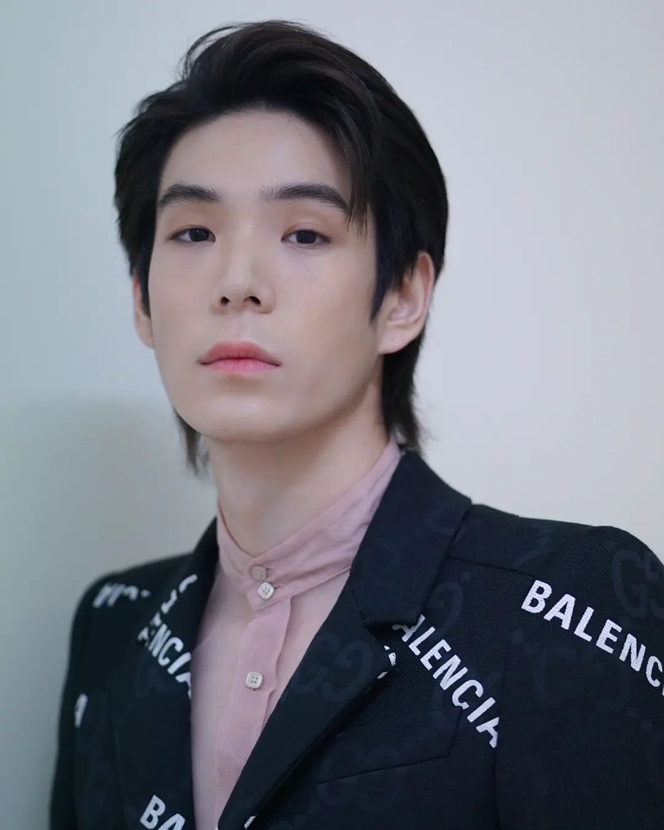 JaylerrFanclub's tweet photo. สุดหล่อออ ว่าแต่มีงานอะไรนะ👀✨

📸: prieo
#JAYLERR
#NadaoArtist https://t.co/RZXMkkUoEa