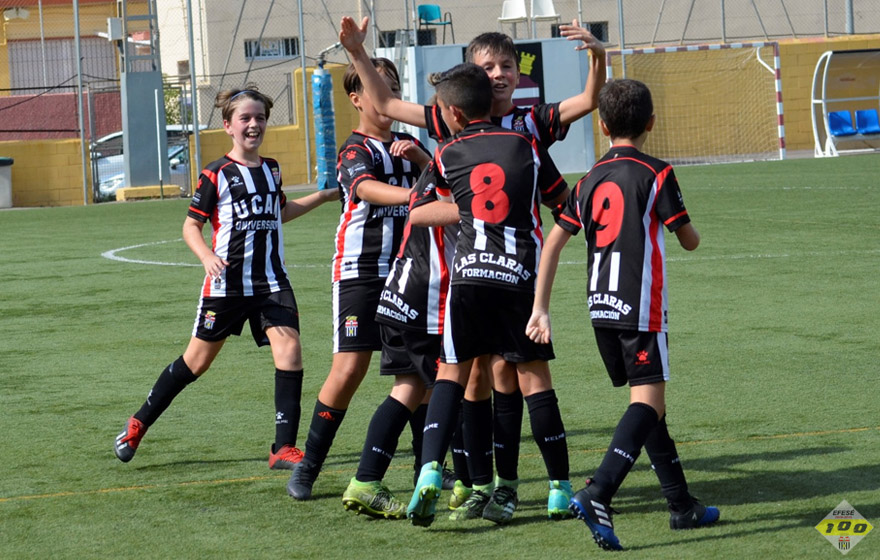 CartagenaEfese's tweet photo. CANTERA | Imágenes del PRIMERA ALEVÍN en su nueva victoria +3  🤩
#CDNaval 4-5 @CartagenaEfese
📸 https://t.co/d0X3gYNU7z
#EnCartagenaHayCantera https://t.co/dYJoYbSdpA